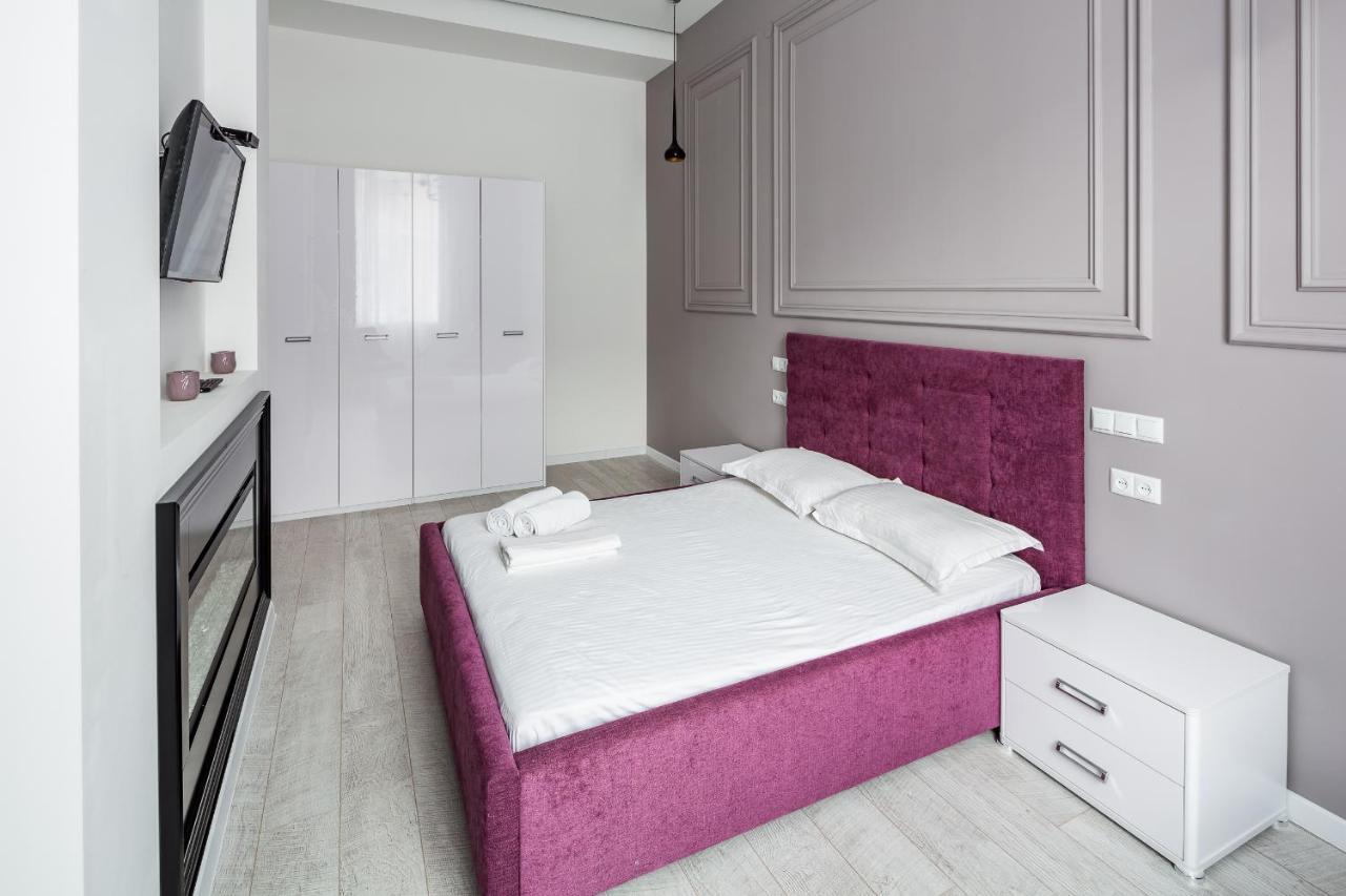 Leogrand Deluxe Apartments On Horodotska 33 Lviv Exterior photo