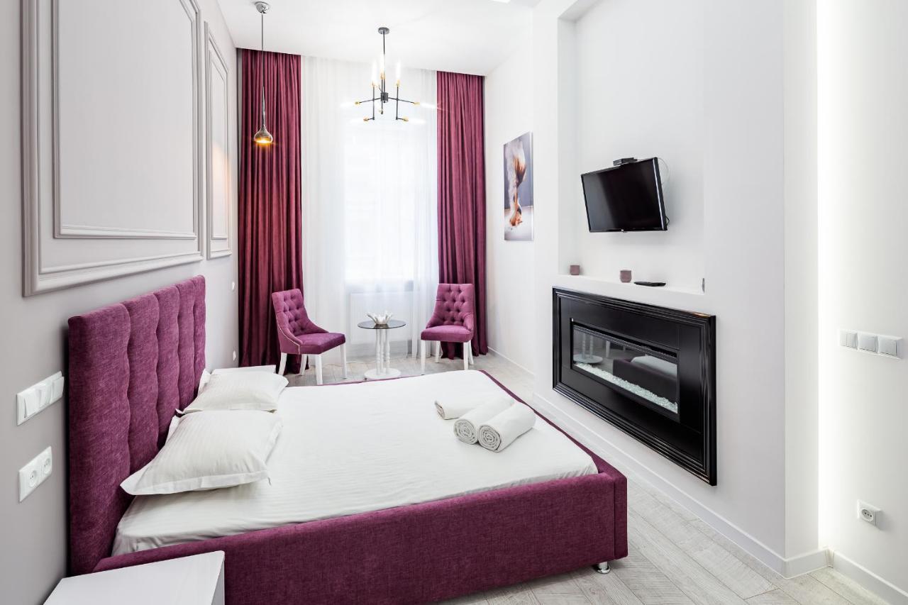 Leogrand Deluxe Apartments On Horodotska 33 Lviv Exterior photo