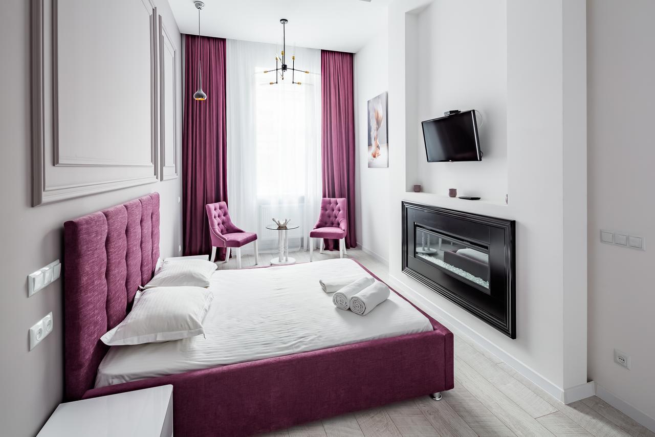 Leogrand Deluxe Apartments On Horodotska 33 Lviv Exterior photo