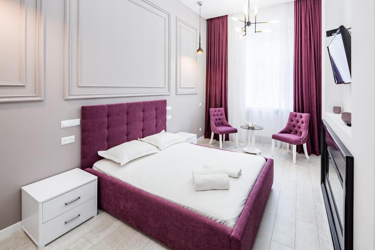 Leogrand Deluxe Apartments On Horodotska 33 Lviv Exterior photo